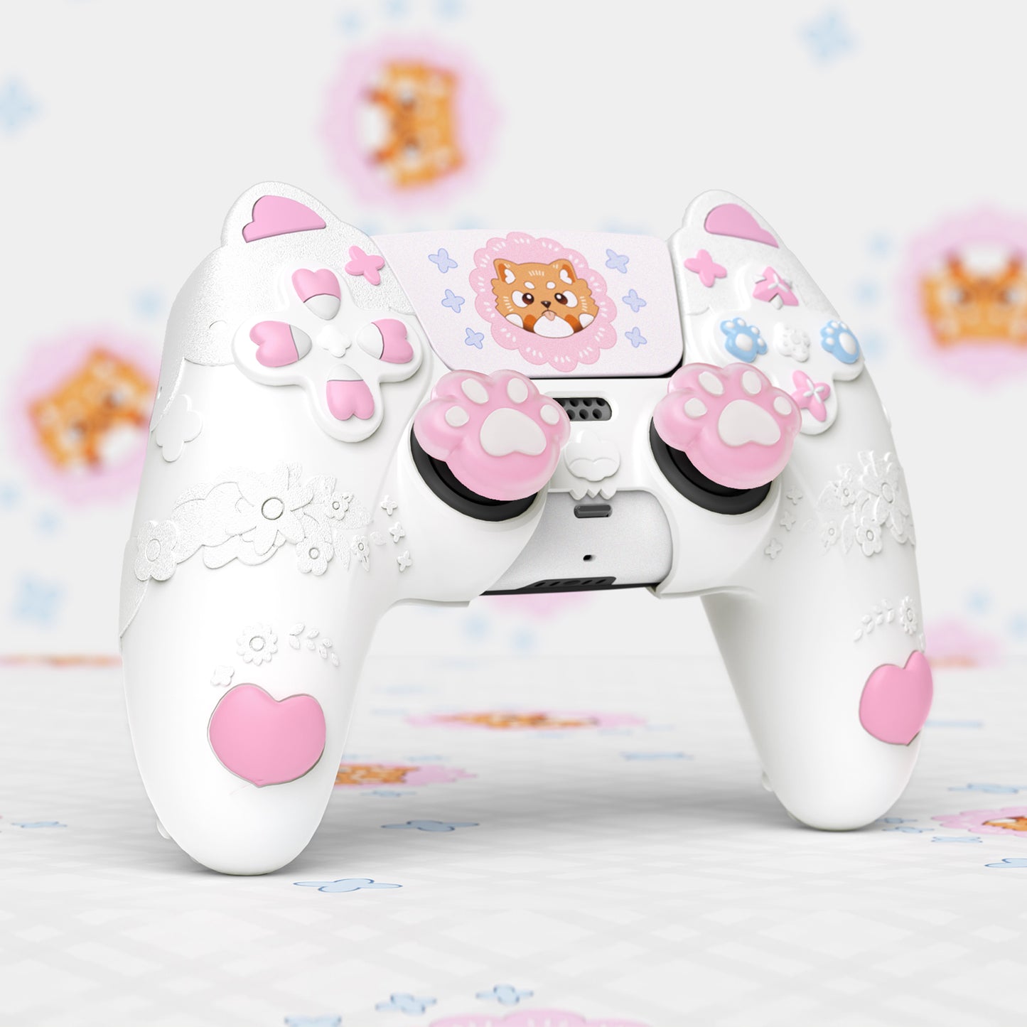 PlayVital かわいい春のレッサーパンダ シリコンカバー(ジョイスティックキャップ&ステッカー付き)PS5 コントローラー用 – 充電スタンド対応【ホワイト】