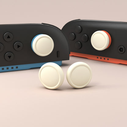 PlayVital 2025年新型Switch 2対応用親指グリップキャップ 4個セットジョイコン対応シリコン素材 快適フィット 滑り止めスティックカバー【アンティークイエロー】