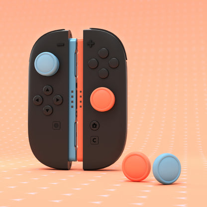 PlayVital 2025年新型Switch 2対応用親指グリップキャップ 4個セット ジョイコン対応シリコン素材 快適フィット 滑り止めスティックカバー 【ブルー＆オレンジ】