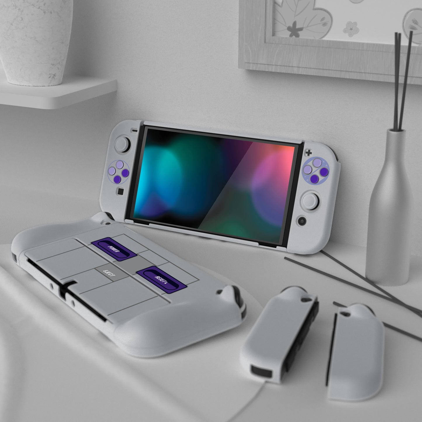 PlayVital AlterGrips ドッキング可能なハードシェル保護ケース、親指グリップキャップとボタンキャップ付き、Nintendo 有機el用 【クラシックSNESスタイル】