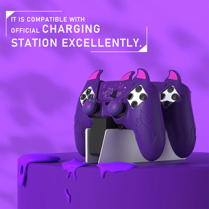 PlayVital キュートデーモン シリコンカバー（タッチパッドステッカー＆サムグリップキャップ付き）PS5 Edge コントローラー用【パープル】