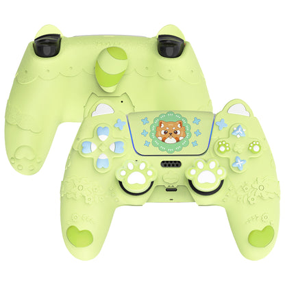 PlayVital かわいい春のレッサーパンダ シリコンカバー（ジョイスティックキャップ＆ステッカー付き）PS5 コントローラー用 – 充電スタンド対応【ユーストマグリーン】