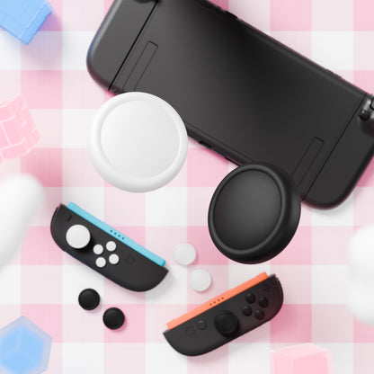 PlayVital Nintendo Switch 2（2025）対応 シリコンボタンカバー＆親指グリップセット Joycon2対応 ABXY・方向ボタン用カラフルキャップ8個＆ジョイスティックカバー4個セット【ブラック+ホワイト】