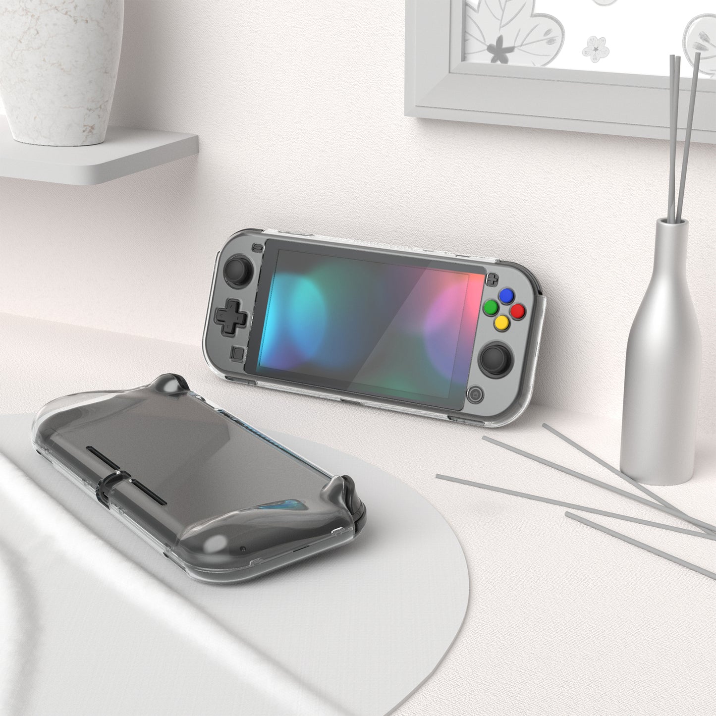 PlayVital Nintendo Switch Lite 用 クリアシリーズ ハード保護ケース 光沢仕上げ エルゴノミック ハードグリップカバー 画面保護ガラス・サムスティックグリップ・ボタンキャップ付き