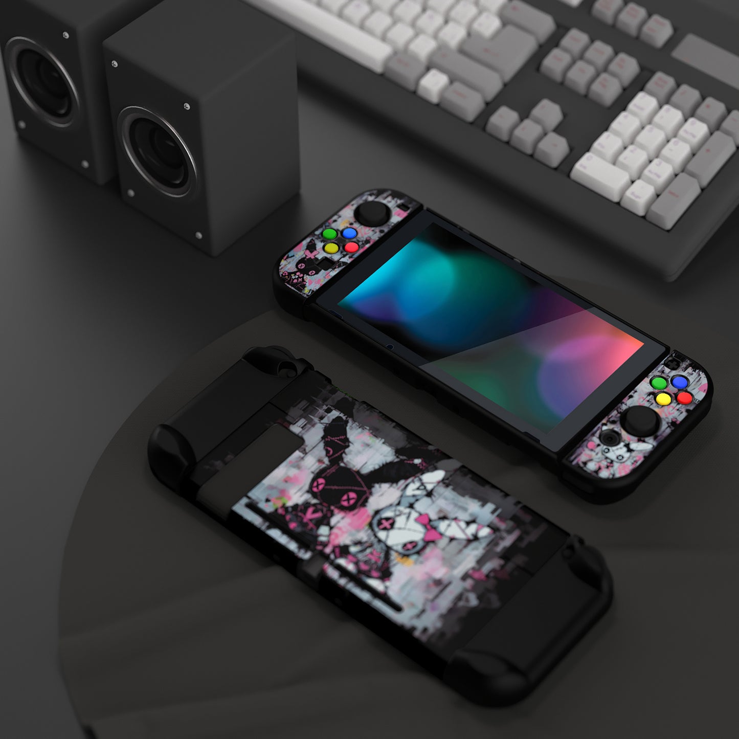 PlayVital カスタマイズ ドッキング可能 ハードシェル保護ケース NS Switch コンソール用【パンキーウサギ】